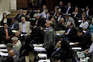 Opositores piden investigar audio de Mario Silva, oficialistas se niegan por considerarlo “un chisme”