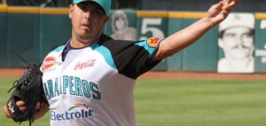 Venezolano Víctor Gárate llega a siete triunfos en béisbol mexicano