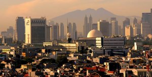 Fuerte terremoto de 6,3 grados sacude el este de Indonesia