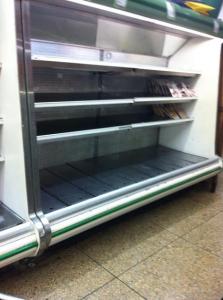 Así está un supermercado en Carabobo (Fotos)