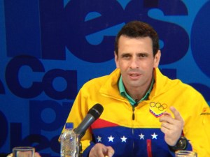 Capriles: Nicolás tiene que escuchar a los estudiantes