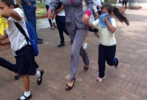 Niños afectados por bombas lacrimógenas en Margarita (Foto)