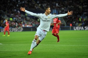 Real Madrid con doblete de Cristiano se alza con la Super Copa de Europa
