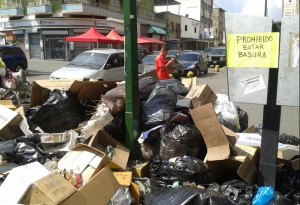 Denuncian retrasos en la recolección de basura en Libertador