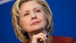 Clinton presenta plan para reformar financiamiento de campañas electorales