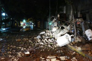 Explota un transformador en Bello Campo tras ser impactado por un rayo #18Oct (Fotos)