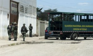 Bombas lacrimógenas y mujeres golpeadas dejó enfrentamiento con la GNB en Lara
