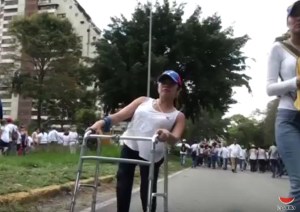 Otra venezolana que demostró este #22A que para la libertad no existen limitaciones (+Video +Así se hace)