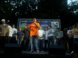 Tirso Flores: Las elecciones municipales no son más que una simulación electoral