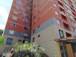 Habitante de Ciudad Tiuna denuncia desalojo arbitrario por supuestamente burlarse del atentado a Maduro (Video y fotos)