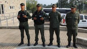 “Lo que esconde la oferta final es la muerte”: Grupos delictivos reclutan en Cúcuta a militares venezolanos