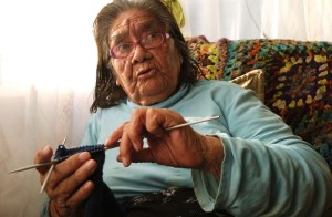 Mujer de 91 años es la última hablante de lengua ancestral indígena de sur de Chile