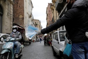 Italia reabre sus fronteras para salvar la industria turística