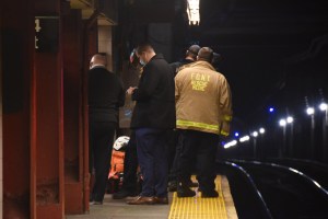 Pareja murió atropellada por el metro de Nueva York