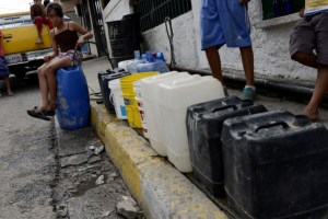 En La Hechicera “ni con magia” reciben agua: cortes eléctricos en Mérida dañaron sistema de bombeo