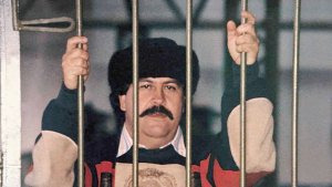 Una pared de yeso y una patada certera: Increíble fuga en prisión de Pablo Escobar