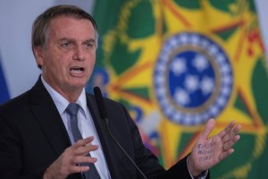 Bolsonaro reafirmó que no restringirá le ingreso a Brasil por la pandemia