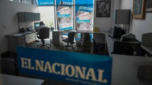 In Venezuela, newspaper HQ handed to govt official