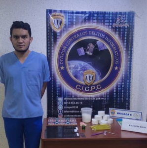 Falso odontólogo dañó la sonrisa a una de sus víctimas en Caracas y ahora se enfrenta a la ley