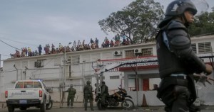 La requisa, otra forma de violencia contra los privados de libertad y sus familiares en Venezuela (VIDEO)