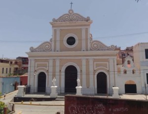 Delincuentes amordazaron y robaron a un sacerdote dentro de una Catedral en La Guaira
