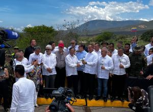 Venezuela y Colombia abrieron sus fronteras este #26Sep (Fotos y Videos)