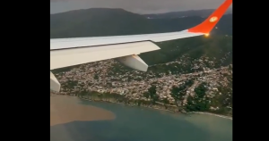 EN VIDEO: La vista aérea de una parte de la costa de Maiquetía tras las fuertes lluvias