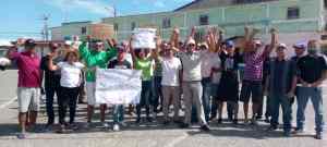 Habitantes de Araya en Sucre se cansaron de la desidia del chavismo y salieron a protestar