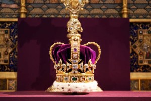 La histórica Corona de San Eduardo será modificada para la coronación del rey Carlos III