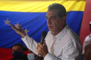 “No necesitan más migajas”: Biagio Pilieri rechazó que Maduro pretenda con engaños a los docentes