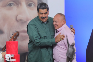 “Aquí no va a haber primarias”, amenazó Diosdado en compañía de Maduro