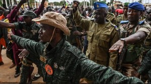 De terror: Cierran espacio aéreo de Níger antes las amenazas del bloque de África occidental