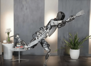 En VIDEO: un robot de Tesla puede hacer posturas de yoga alucinantes