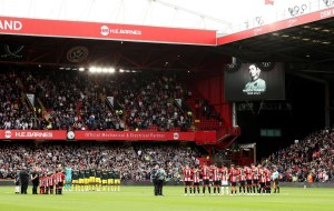 El emotivo homenaje del Sheffield United a Maddy Cusack, la futbolista que murió de manera repentina a los 27 años