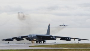 La razón por la que un bombardero estadounidense B-52 aterrizará por primera vez en base aérea de Corea del Sur
