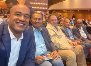 Gobernadores de oposición “pelaron el diente” en esta FOTO junto a Héctor Rodríguez
