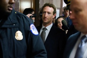 “Tiene sangre en sus manos”: Zuckerberg se disculpa con padres por el impacto de las redes sociales en niños