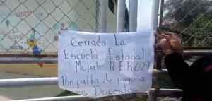 Merideños en Pueblo Llano denuncian que faltan docentes y los que trabajan les deben el sueldo