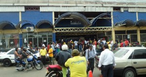 Venezolana murió de un infarto tras bajarse de un autobús en Maicao