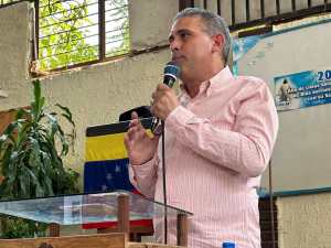 Javier Oropeza: Es hora de cobijarnos bajo una única bandera